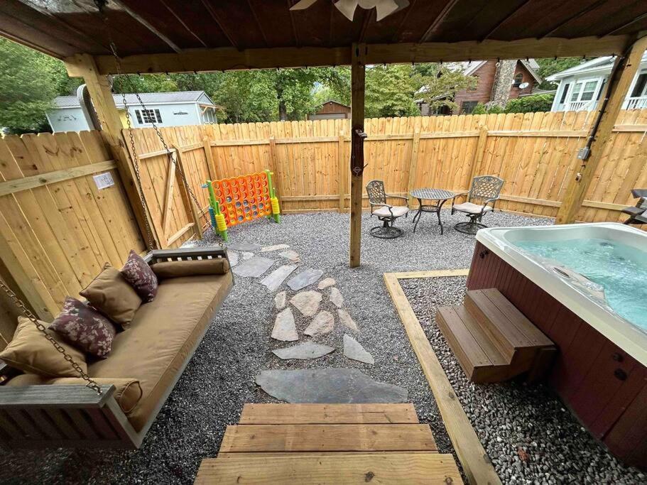 Blissful Nook Tiny Home ~ Cozy Retreat W/ Hot Tub; Near Town And Deep Creek مدينة كليرمونت المظهر الخارجي الصورة